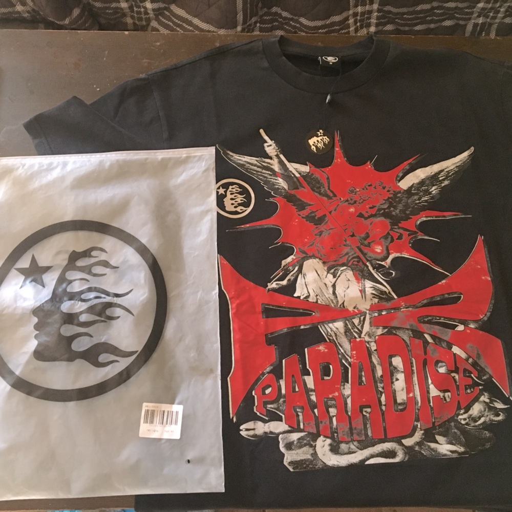 Unworn tags attached 2024 hellstar record S2S2 medium shirt